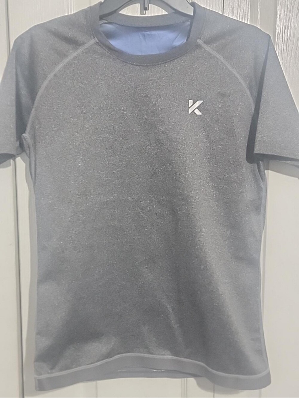KEWL100 mens Medium Compression Performamce Shirt NWOT